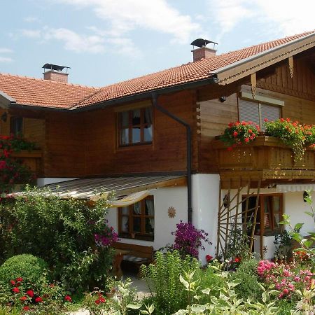 Haus Blumenfeld-Schwaiger Apartment Übersee Екстериор снимка