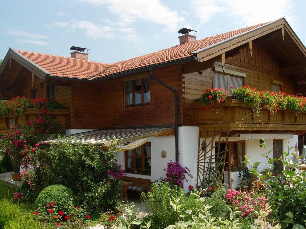 Haus Blumenfeld-Schwaiger Apartment Übersee Екстериор снимка